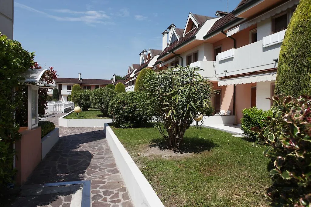 Residence Equilio Family Apartments Lido di Jesolo