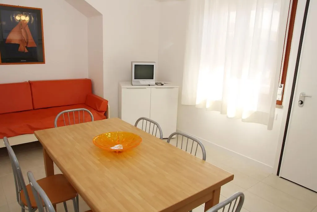 Residence Equilio Family Apartments Lido di Jesolo